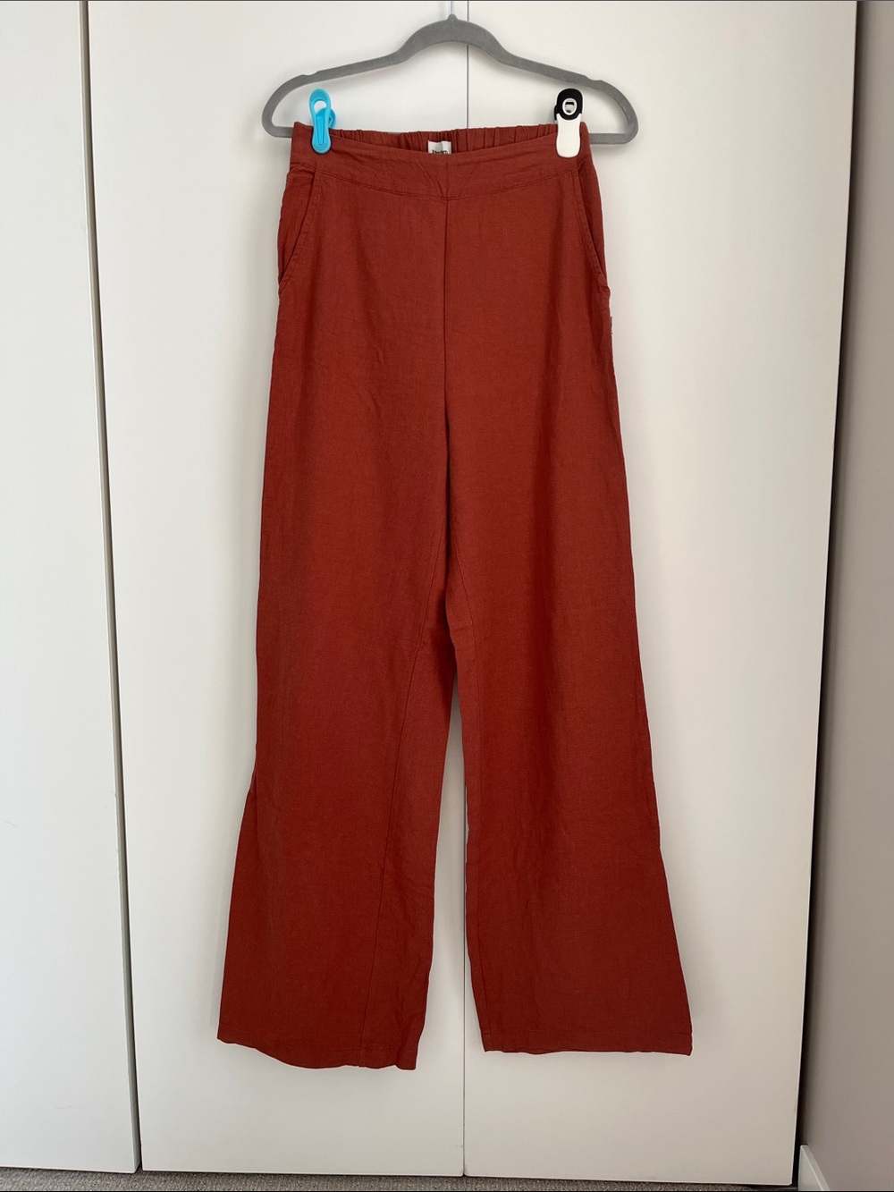 High Rise Wide-Leg Comfort Pants in Rust Red
